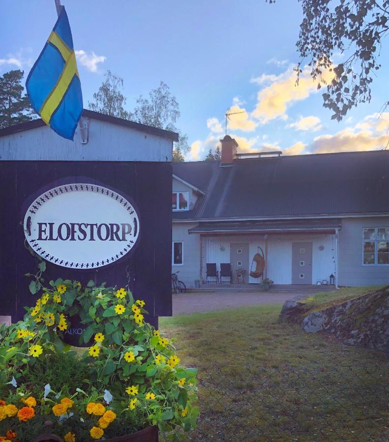 مبيت وإفطار كريستِنهامن Stor Laegenhet I Elofstorps Missionshus المظهر الخارجي الصورة